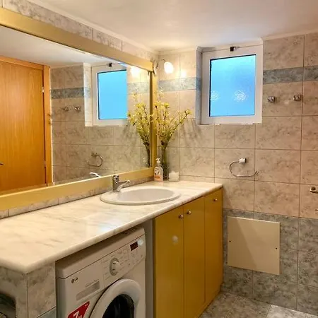 Rethymno-3 Bedroom Askoutsi House Apartment *