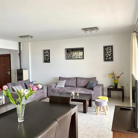 Rethymno-3 Bedroom Askoutsi House Apartment